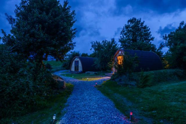 מלון קיל איירן Farmyard Lane Glamping מראה חיצוני תמונה